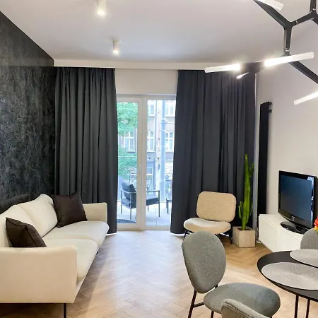 Apartament Family Zwierzyniecka Posen Exterior foto